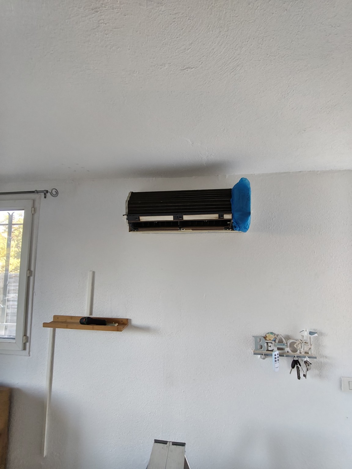 Nettoyage d'une climatisation à la vapeur haute pression